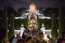 For bicentenary, Shrine of the Báb opens to thousands of visitors, community leaders